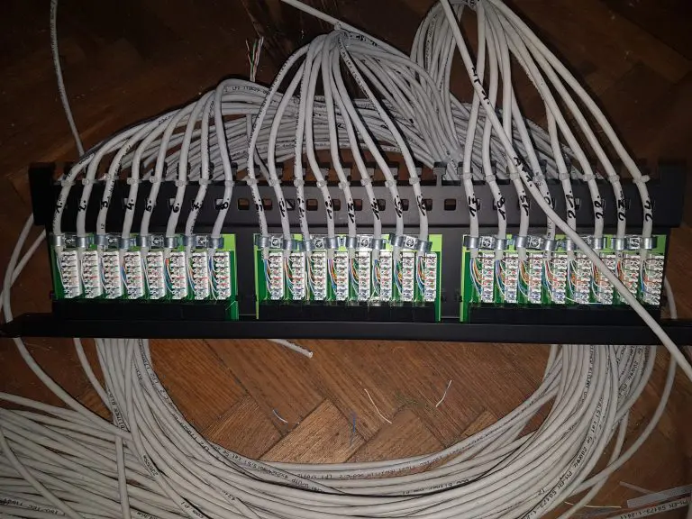 Read more about the article Dlaczego warto zdecydować się na profesjonalną obsługę informatyczną dla swojej firmy?