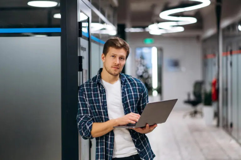 Read more about the article Outsourcing IT – klucz do obniżenia kosztów i zwiększenia efektywności firmy